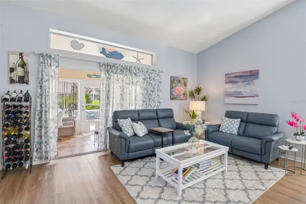 9330 NEW ORLEANS DR, Weeki Wachee, FL 34613
