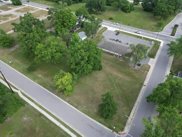 SE Vl Cor Lynn Street, Mishawaka, IN 46545