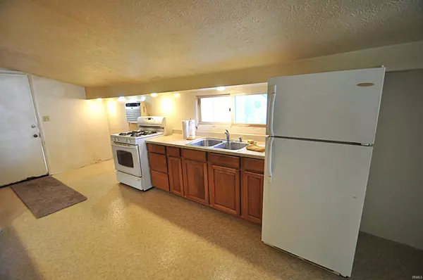 14626 Ireland Road, Mishawaka, IN 46544-9134