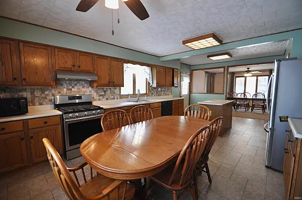4420 N 700, Hamlet, IN 46532-9548