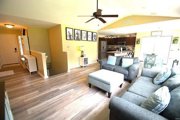17404 Battles Road, South Bend, IN 46614-9104