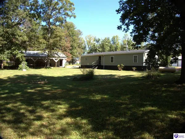 35 Oakland Drive, Leitchfield, KY 42754