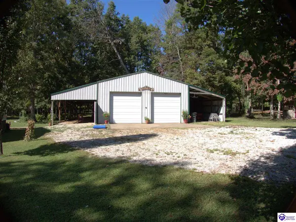 35 Oakland Drive, Leitchfield, KY 42754