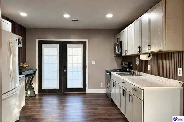 3276 Cave Hill Road, Munfordville, KY 42765