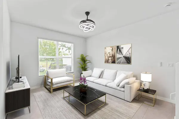 4370 Pond Lily LN, Lake Worth, FL 33467