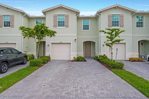 4370 Pond Lily LN, Lake Worth, FL 33467