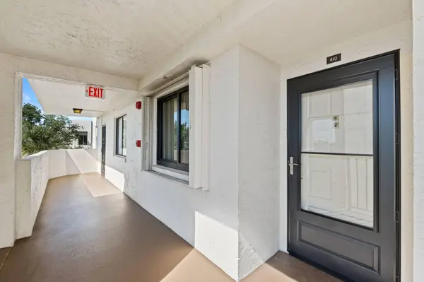 3138 Via Poinciana #410, Lake Worth, FL 33467