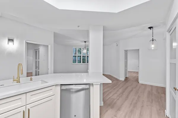 720 S Sapodilla AVE #106, West Palm Beach, FL 33401