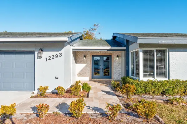 12293 Old Country RD S, Wellington, FL 33414