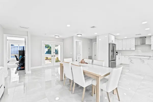 12293 Old Country RD S, Wellington, FL 33414