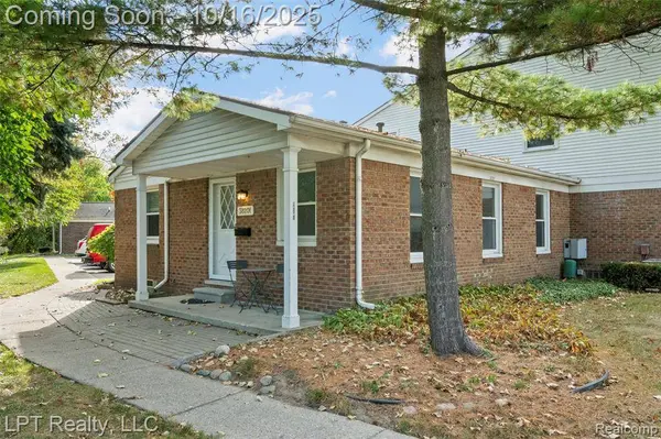 38201 Carolon Boulevard 17B, Westland, MI 48185