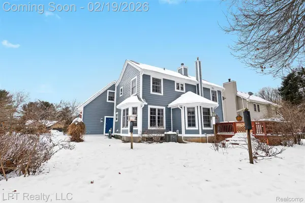 10788 Eagle Cove DR, South Lyon, MI 48178