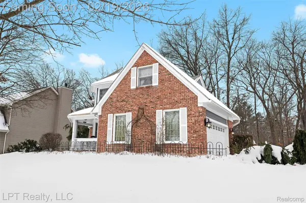 10788 Eagle Cove DR, South Lyon, MI 48178