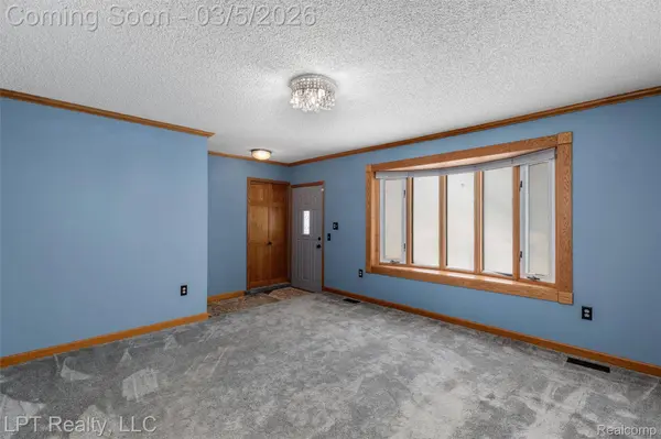 133 Greenwood ST, Garden City, MI 48135
