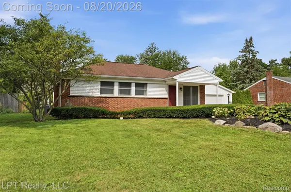 37155 Jordan ST, Clinton Charter Township, MI 48036