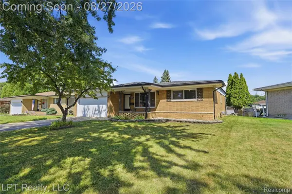27756 Newport DR, Warren, MI 48088