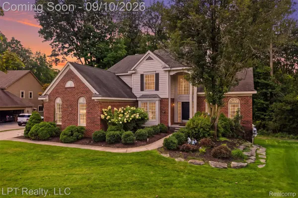 1419 Woodbridge LN