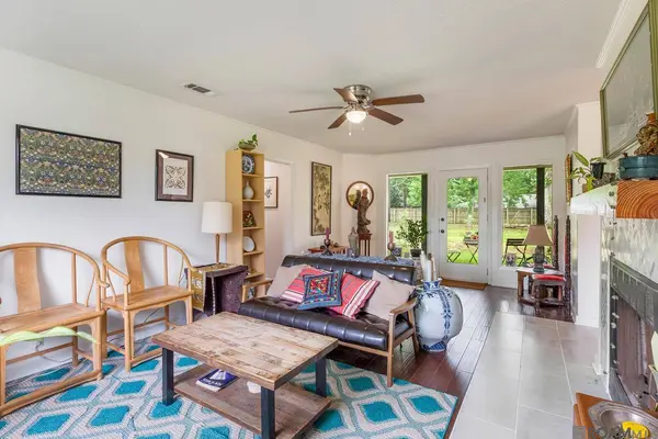 715 Cora Dr, Baton Rouge, LA 70815