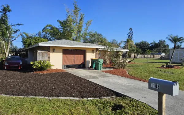 1108 Ample Ave NW, Port Charlotte, FL 33948-5002