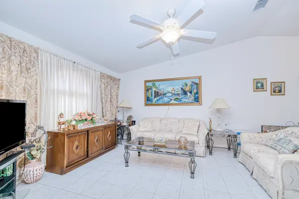 2259 Kenya Ln, Punta Gorda, FL 33983-2672
