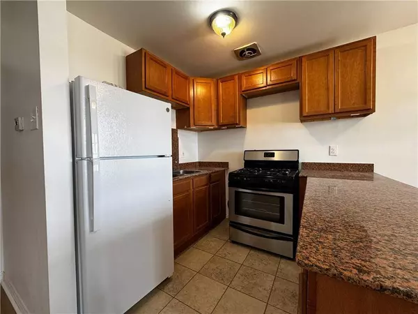 536 OAKLAWN DR, Metairie, LA 70005