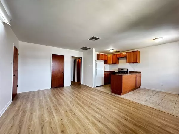 536 OAKLAWN DR, Metairie, LA 70005