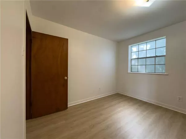 536 OAKLAWN DR, Metairie, LA 70005