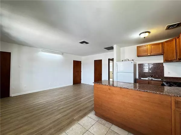 536 OAKLAWN DR, Metairie, LA 70005