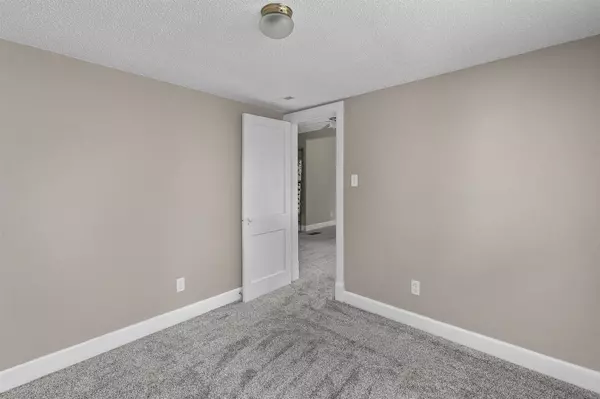 116 2nd Street, West Des Moines, IA 50265