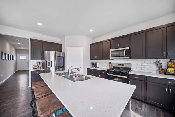 10240 Powell Avenue, Johnston, IA 50131