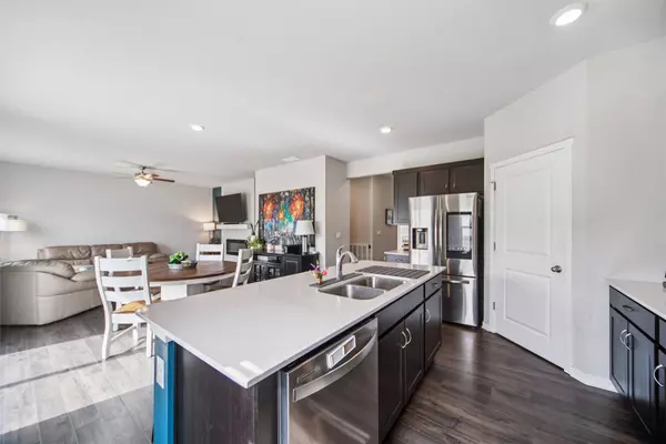 10240 Powell Avenue, Johnston, IA 50131