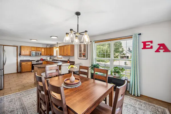 3201 SW Woods Court, Ankeny, IA 50023