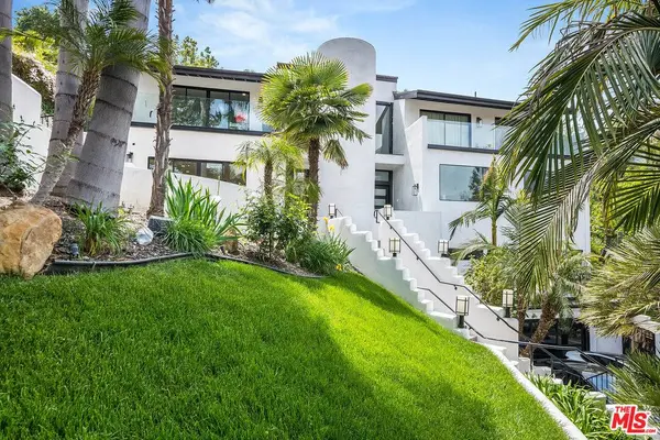 4961 Marmol Dr, Los Angeles, CA 91364