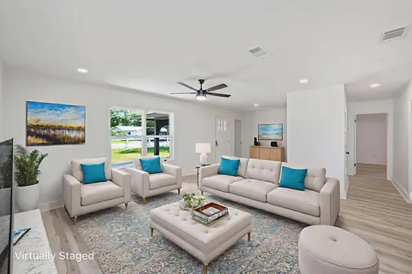 38 NW Deal Avenue, Fort Walton Beach, FL 32548