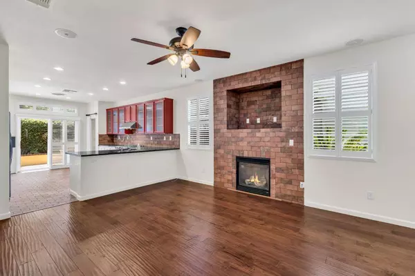 107 Dragonfly CIR, Sacramento, CA 95834