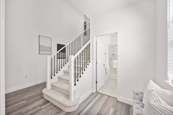 5812 Harveston WAY, Sacramento, CA 95835