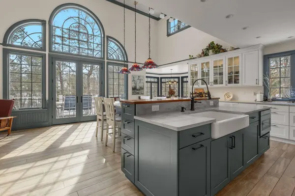 9 Horseshoe Bend Way, Mashpee, MA 02649