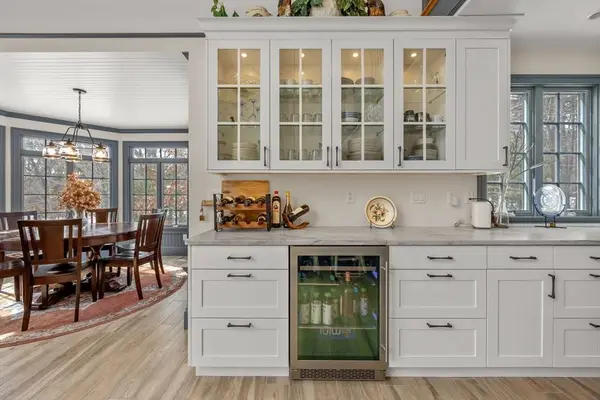 9 Horseshoe Bend Way, Mashpee, MA 02649