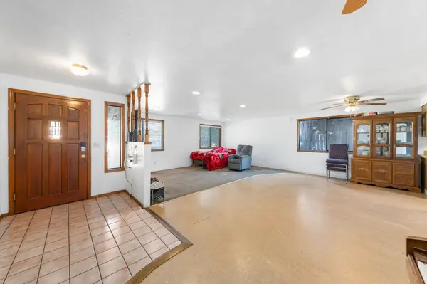 2217 Jubilant Ave, Medford, OR 97504-4738