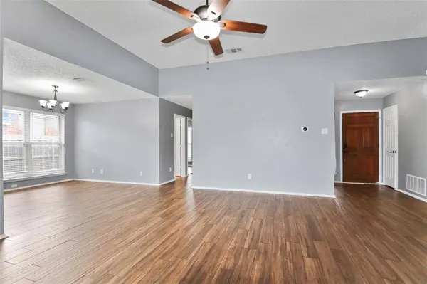 920 Micarta Drive, Mesquite, TX 75181