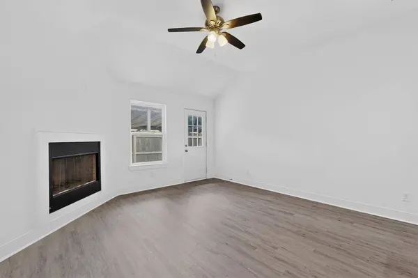 1615 Jones Street, Greenville, TX 75401