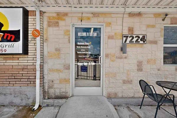 7224 Glenview Drive, Richland Hills, TX 76180
