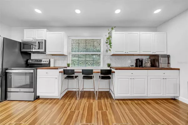 1303 51ST AVE N, St Petersburg, FL 33703