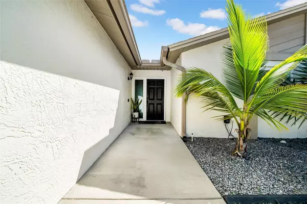 12645 97TH ST, Largo, FL 33773