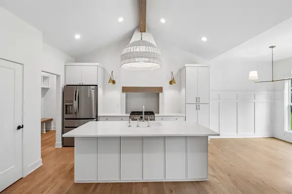 4625 NW Lovington Drive, Des Moines, IA 50310