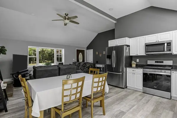 295 Sudbury Ln, Barnstable, MA 02601