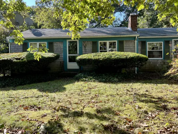 57 Suffolk Avenue, Hyannis, MA 02601