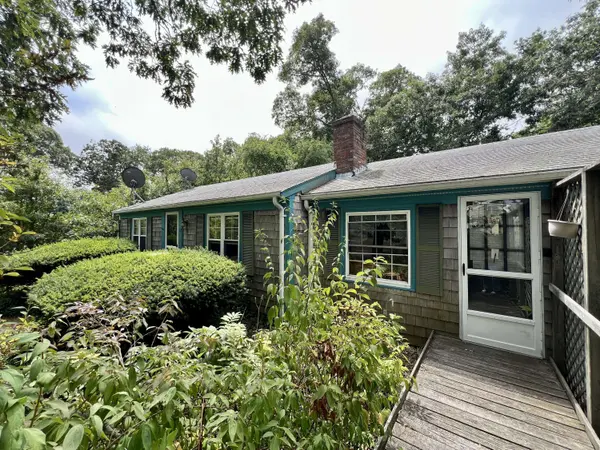 57 Suffolk Avenue, Hyannis, MA 02601