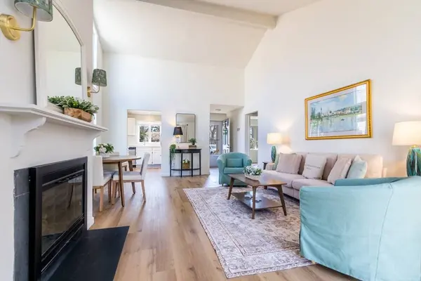 67 Woodland Trl #67, Falmouth, MA 02536