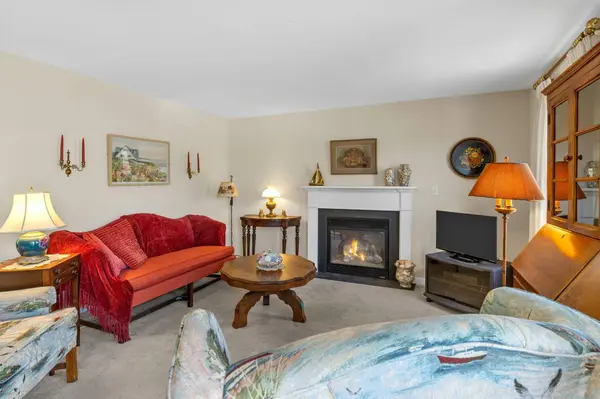 121 Camp Street #UNIT 115, West Yarmouth, MA 02673